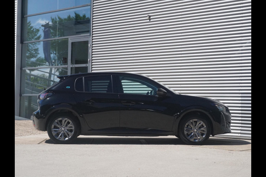 Peugeot e-208 EV Allure Première 1 fase 50 kWh 180 Camera