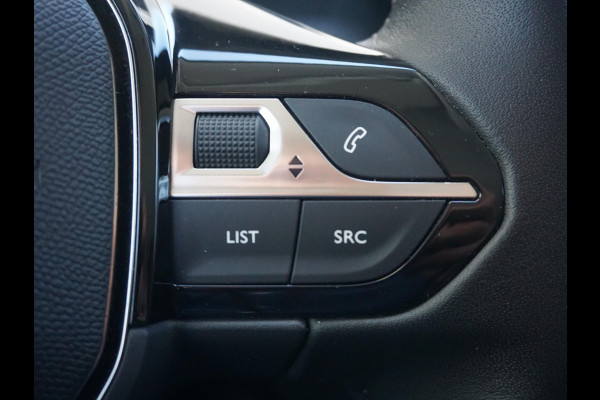 Peugeot e-208 EV Allure Première 1 fase 50 kWh 180 Camera