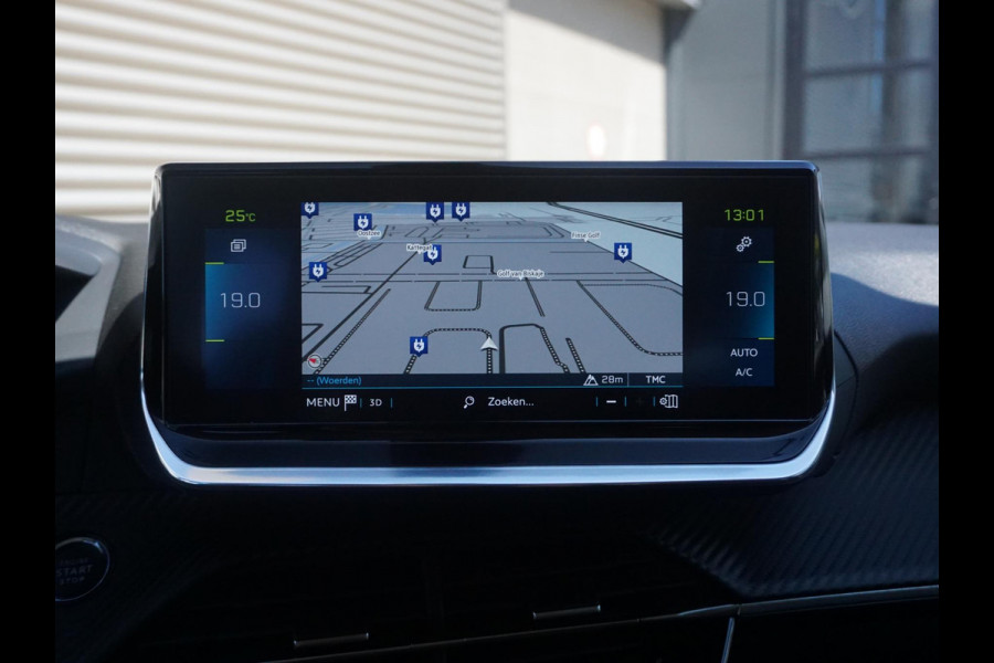 Peugeot e-208 EV Allure Première 1 fase 50 kWh 180 Camera