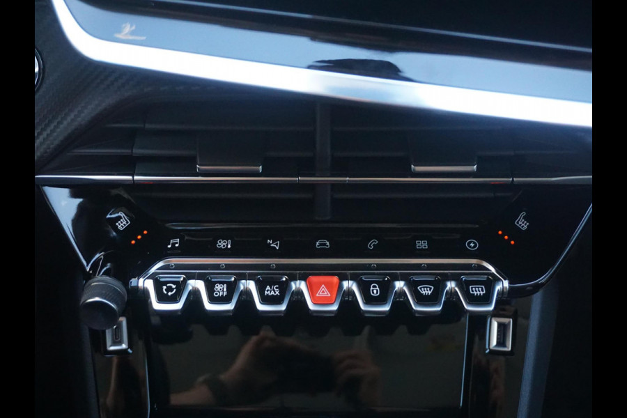 Peugeot e-208 EV Allure Première 1 fase 50 kWh 180 Camera