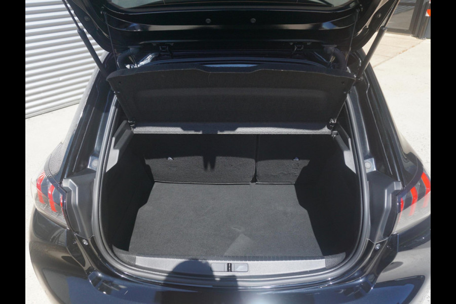 Peugeot e-208 EV Allure Première 1 fase 50 kWh 180 Camera