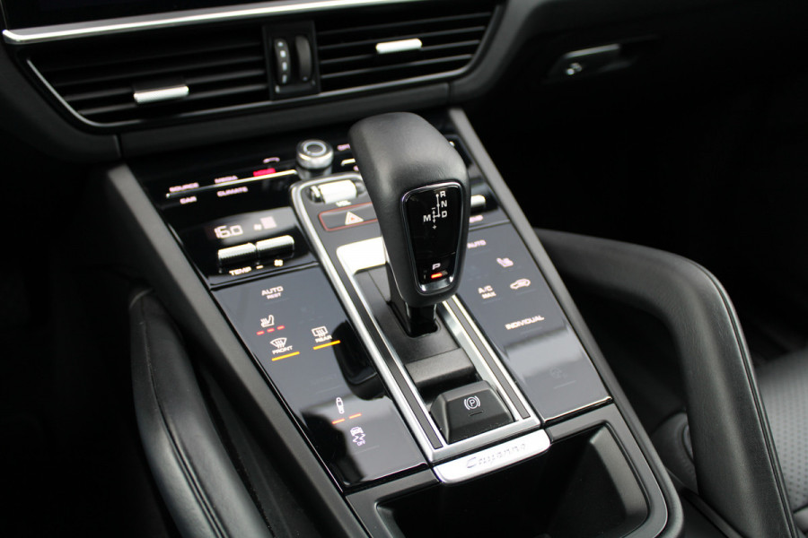 Porsche Cayenne Coupé 3.0 E-Hybrid Platinum Edition | BOSE | MEMORY | 360 | KEYLESS | ELEK TREKHAAK | DODE HOEK |