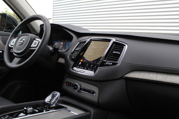 Volvo XC90 2.0 T8 AWD Plus Bright | Luchtvering | 22" | Panoramadak | Leder | BLIS