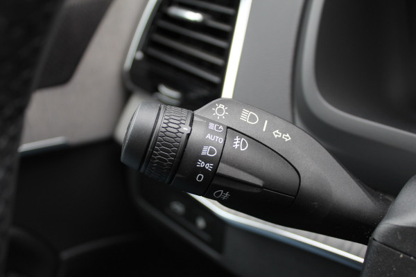 Volvo XC90 2.0 T8 AWD Plus Bright | Luchtvering | 22" | Panoramadak | Leder | BLIS
