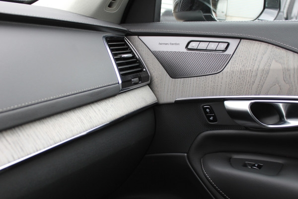 Volvo XC90 2.0 T8 AWD Plus Bright | Luchtvering | 22" | Panoramadak | Leder | BLIS