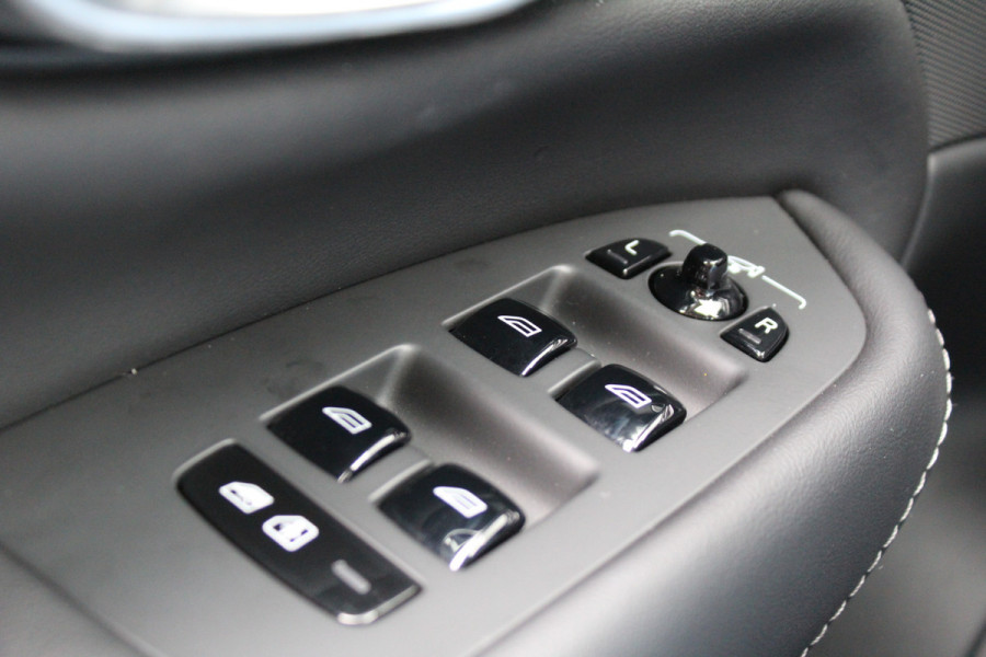 Volvo XC90 2.0 T8 AWD Plus Bright | Luchtvering | 22" | Panoramadak | Leder | BLIS