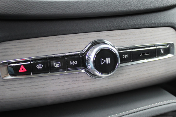 Volvo XC90 2.0 T8 AWD Plus Bright | Luchtvering | 22" | Panoramadak | Leder | BLIS