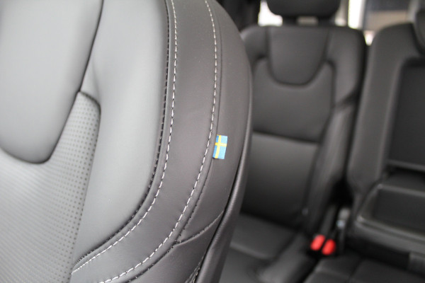 Volvo XC90 2.0 T8 AWD Plus Bright | Luchtvering | 22" | Panoramadak | Leder | BLIS