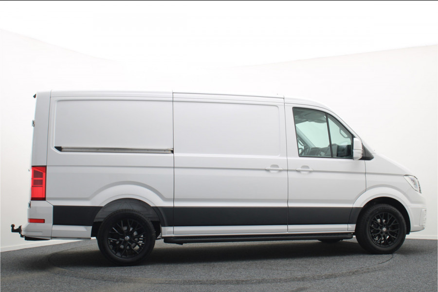 Volkswagen Crafter 35 2.0 TDI DSG 177 PK L3H2 Airco, LED, Camera, ACC, Apple Carplay, Verwarmde Stoelen, Trekhaak