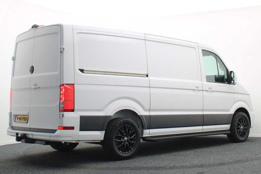 Volkswagen Crafter 35 2.0 TDI DSG 177 PK L3H2 Airco, LED, Camera, ACC, Apple Carplay, Verwarmde Stoelen, Trekhaak