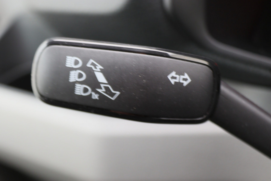 Volkswagen Crafter 35 2.0 TDI DSG 177 PK L3H2 Airco, LED, Camera, ACC, Apple Carplay, Verwarmde Stoelen, Trekhaak