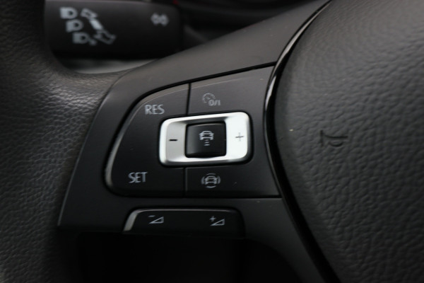 Volkswagen Crafter 35 2.0 TDI DSG 177 PK L3H2 Airco, LED, Camera, ACC, Apple Carplay, Verwarmde Stoelen, Trekhaak