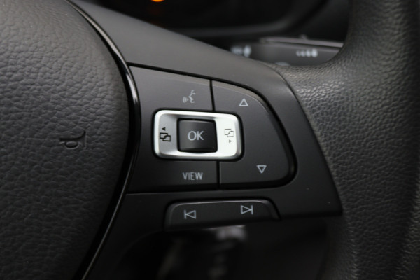 Volkswagen Crafter 35 2.0 TDI DSG 177 PK L3H2 Airco, LED, Camera, ACC, Apple Carplay, Verwarmde Stoelen, Trekhaak