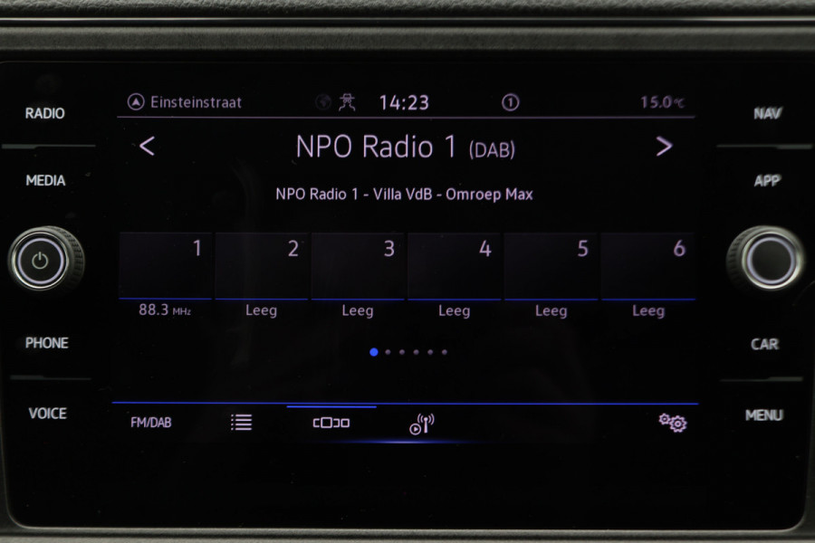 Volkswagen Crafter 35 2.0 TDI DSG 177 PK L3H2 Airco, LED, Camera, ACC, Apple Carplay, Verwarmde Stoelen, Trekhaak