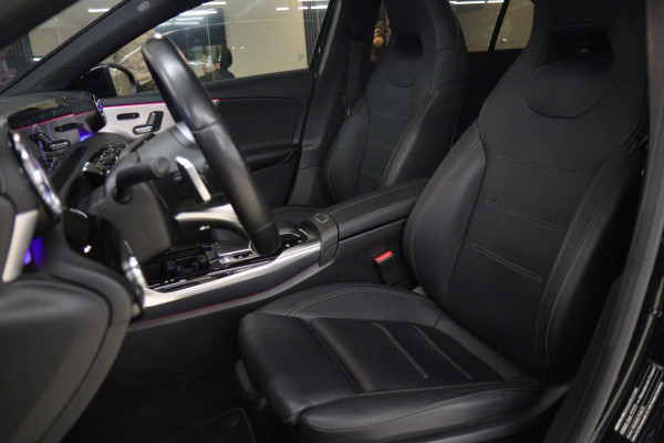 Mercedes-Benz A-Klasse AMG 35 4MATIC PANO/CARPLAY/MEMORYST/SFEER/VOL