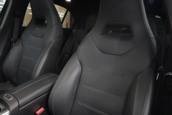 Mercedes-Benz A-Klasse AMG 35 4MATIC PANO/CARPLAY/MEMORYST/SFEER/VOL