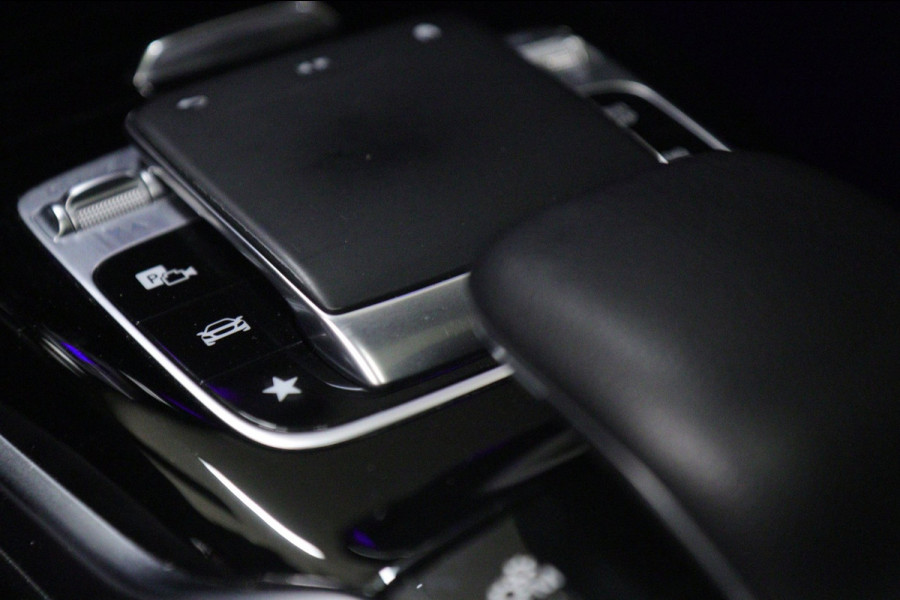 Mercedes-Benz A-Klasse AMG 35 4MATIC PANO/CARPLAY/MEMORYST/SFEER/VOL