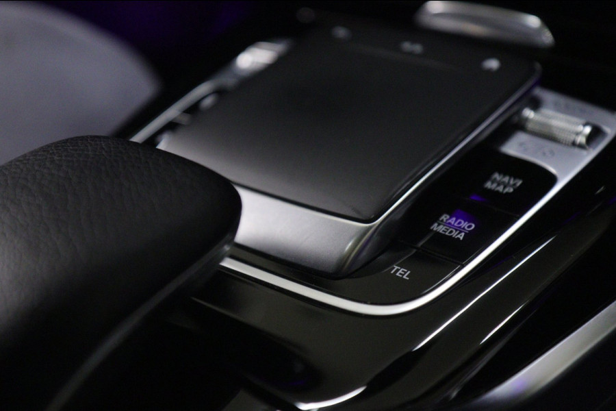 Mercedes-Benz A-Klasse AMG 35 4MATIC PANO/CARPLAY/MEMORYST/SFEER/VOL