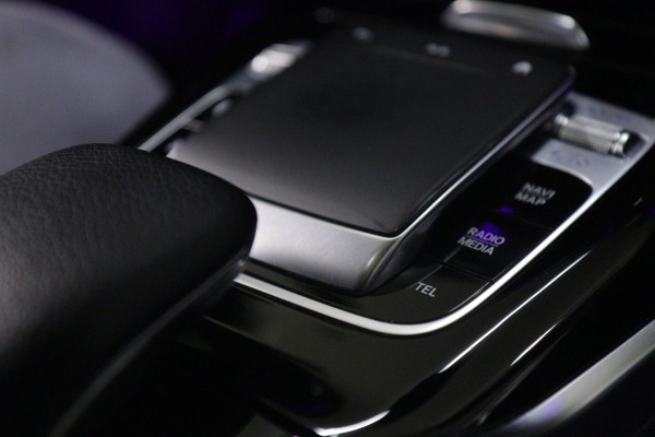 Mercedes-Benz A-Klasse AMG 35 4MATIC PANO/CARPLAY/MEMORYST/SFEER/VOL