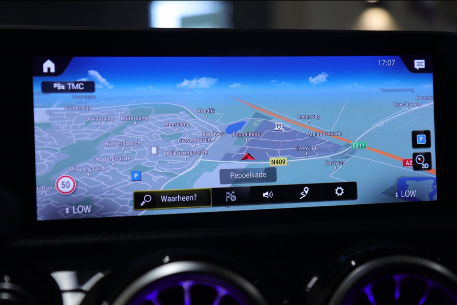 Mercedes-Benz A-Klasse AMG 35 4MATIC PANO/CARPLAY/MEMORYST/SFEER/VOL