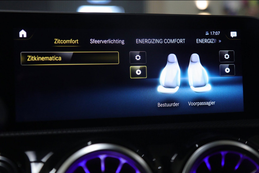 Mercedes-Benz A-Klasse AMG 35 4MATIC PANO/CARPLAY/MEMORYST/SFEER/VOL