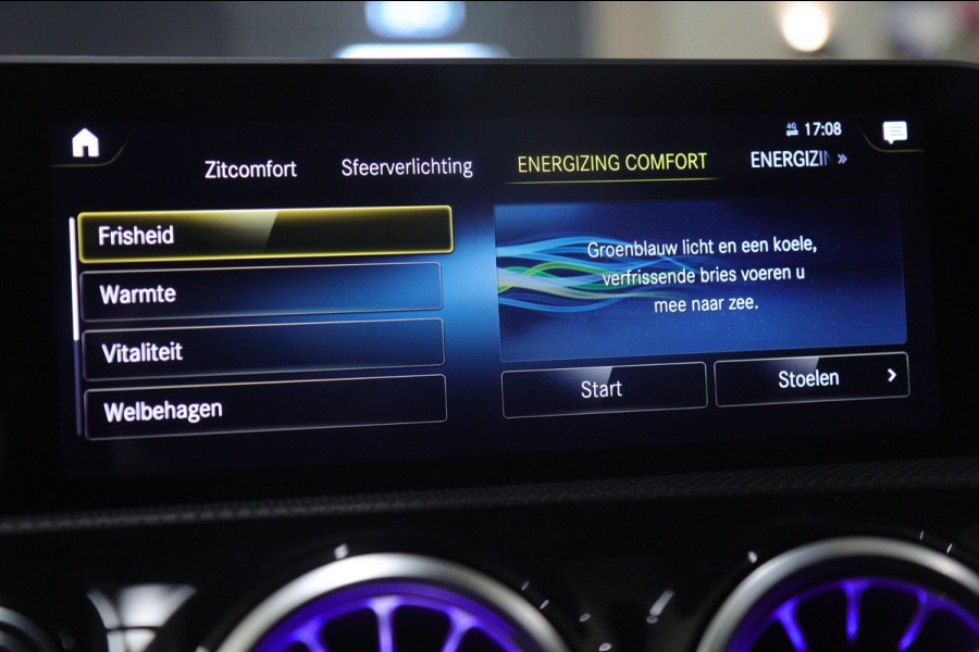 Mercedes-Benz A-Klasse AMG 35 4MATIC PANO/CARPLAY/MEMORYST/SFEER/VOL