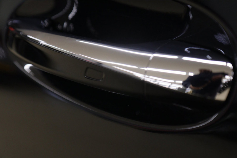 Mercedes-Benz A-Klasse AMG 35 4MATIC PANO/CARPLAY/MEMORYST/SFEER/VOL