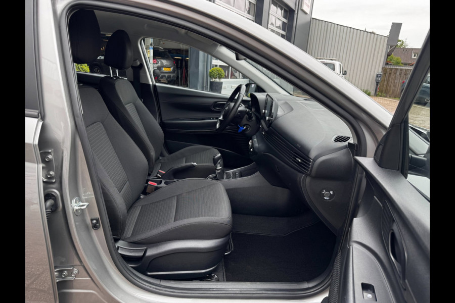 Hyundai i20 1.0 T-GDI Comfort | Camera | Navi By App | Stoel + Stuurverwarming | DAB | Cruise Control