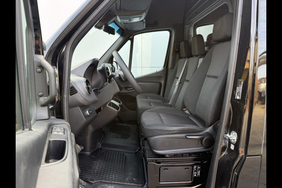 Mercedes-Benz Sprinter 317 1.9 CDI Automaat L3H2 Climate Control Cruise Control Navigatie Camera Carplay