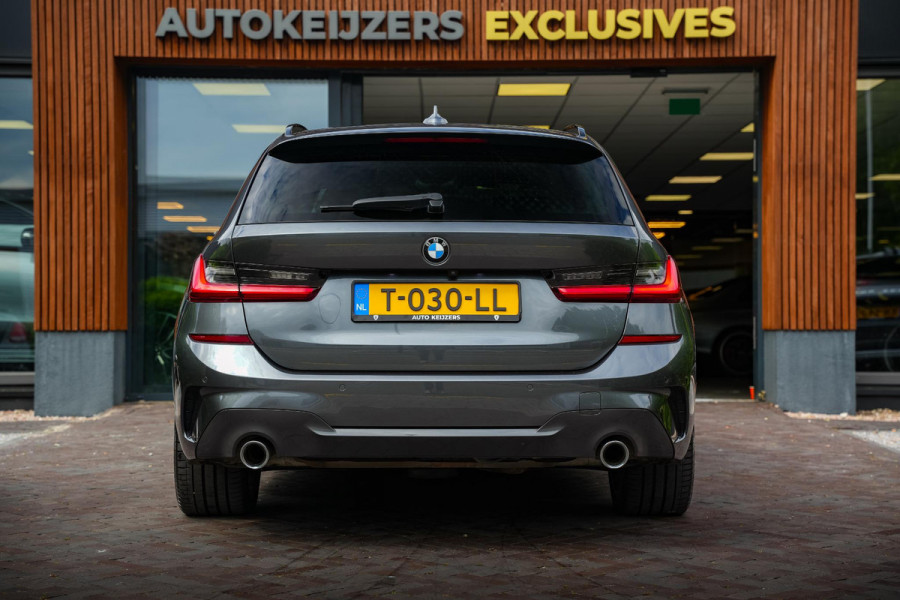 BMW 3 Serie Touring 330e High Executive M Sport Panodak Harman Kardon HUD Leer Alcantara