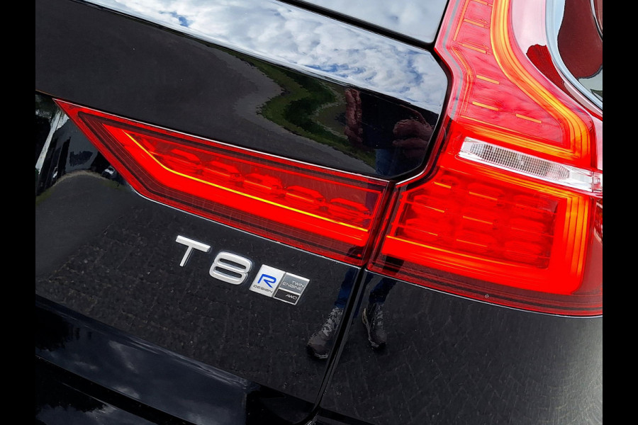 Volvo V60 2.0 T8 Twin Engine AWD R-Design | Pano | H&K | Luxury Line | HUD | Massage & Memory Leder |