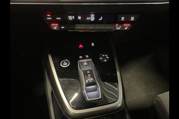 Audi Q4 e-tron 40 Advanced edition 77 kWh|90%SOH|AFN.TREKHAAK|PANO|ACC|CAMERA|CARPLAY|STOELVERW.|NAVIG|NL-AUTO|NAP|1e EIG|IN. BTW|