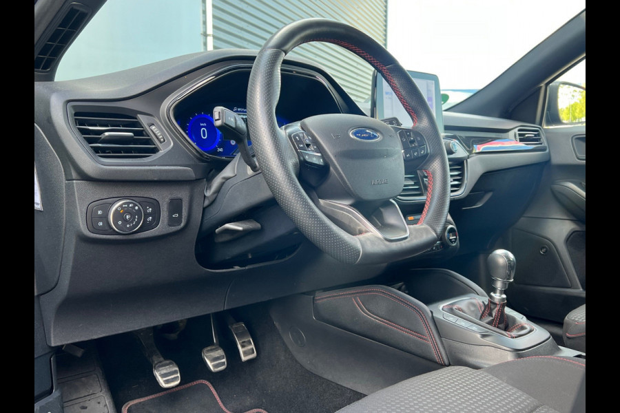 Ford FOCUS Wagon BWJ 2021 | 1.5TDCI 120PK ST Line X Business | WINTERPAKKET | FULL LED | CAMERA A | CARPLAY | SPORTSTOELEN | CLIMA | NAVI |