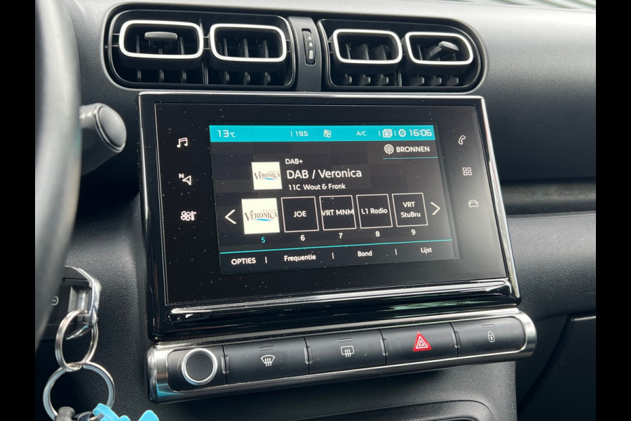 Citroën C3 Aircross BWJ 2018 | 1.2T 111PK S&S Feel AUTOMAAT | TREKHAAK | CLIMATE CONTROL | CRUISE CONTR | DONKER GLAS | PDC | CARPLAY |
