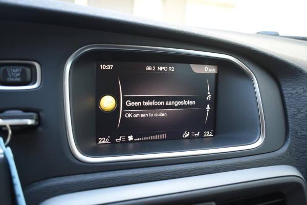 Volvo V40 T2 122PK Automaat Inscription / Navigatie / Stoelverwarming / Achteruitrijcamera / LED koplampen / Parkeersensoren / Cruise Control