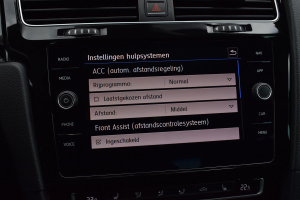 Volkswagen Golf 1.5 TSI 150pk DSG R-line | Pano | Virtual | LED | Dynaudio