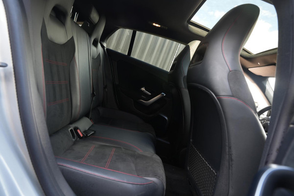 Mercedes-Benz CLA-Klasse Shooting Brake 250 e Premium Plus AMG Panoramadak Widescreen Camera LED