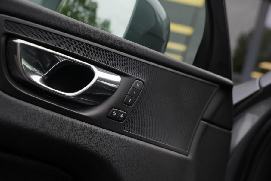 Volvo XC60 2.0 D4 Inscription Leer Cruise Camera