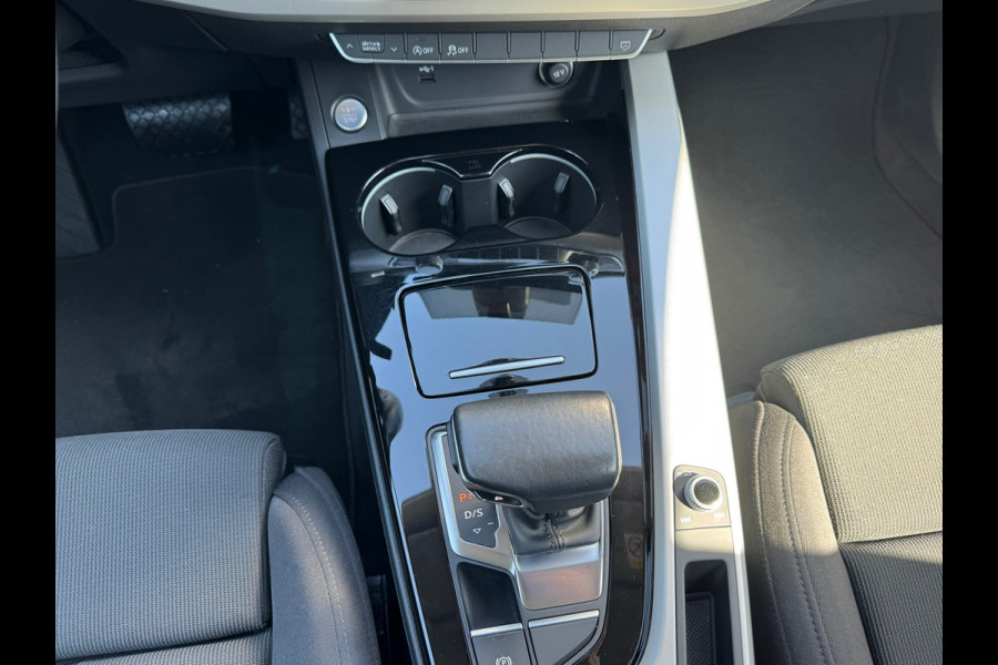 Audi A5 Sportback 40 TFSI Business Edition * Cruise * Navigatie * PDC * El. kofferklep *