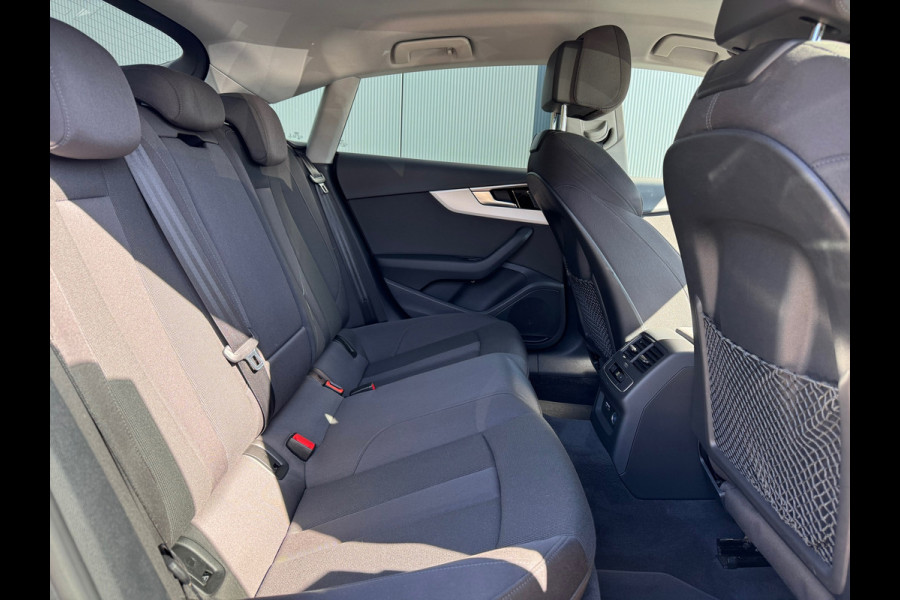 Audi A5 Sportback 40 TFSI Business Edition * Cruise * Navigatie * PDC * El. kofferklep *