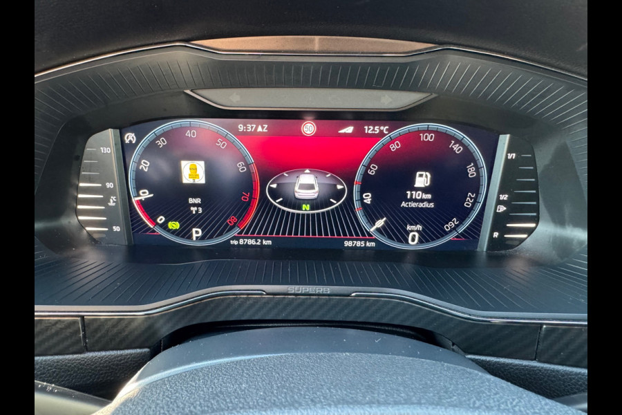 Škoda Superb Combi 1.5 TSI ACT * Sideassistent * Memory * Trekhaak * Achterbank verwarmd *