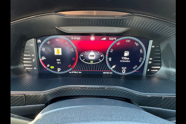 Škoda Superb Combi 1.5 TSI ACT * Sideassistent * Memory * Trekhaak * Achterbank verwarmd *