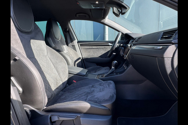 Škoda Superb Combi 1.5 TSI ACT * Sideassistent * Memory * Trekhaak * Achterbank verwarmd *