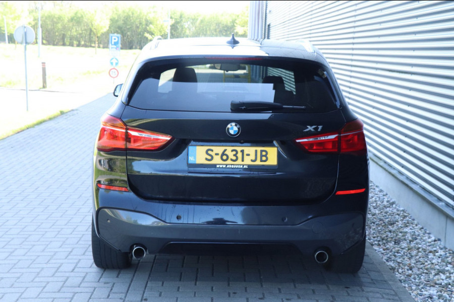 BMW X1 SDrive20i High Executive | M-Pakket