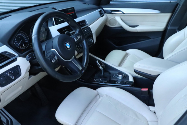 BMW X1 SDrive20i High Executive | M-Pakket
