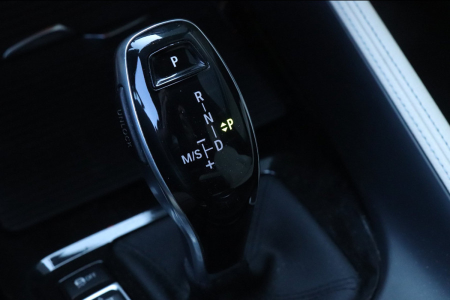 BMW X1 SDrive20i High Executive | M-Pakket
