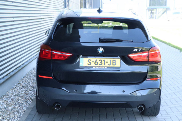BMW X1 SDrive20i High Executive | M-Pakket