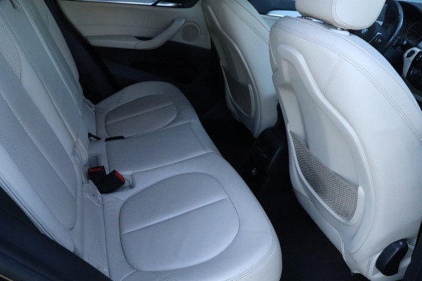 BMW X1 SDrive20i High Executive | M-Pakket