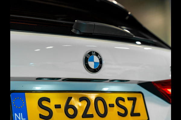 BMW 1-serie 118i M Sport High Executive, Apple Carplay, Digi Dash, Voll Led, Navi, Cruise, Amiënte Light, PDC, Volledig Onderhoud
