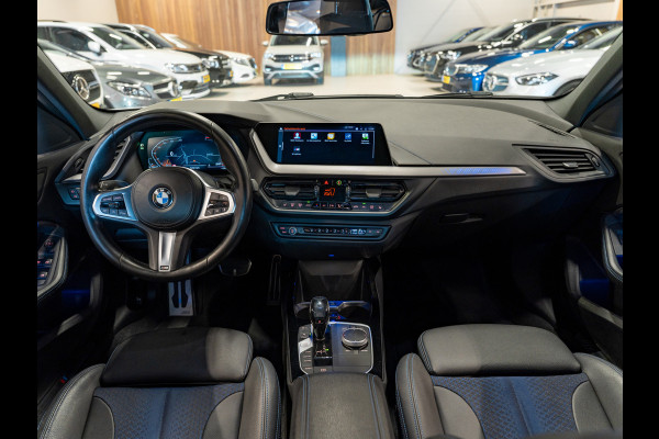 BMW 1-serie 118i M Sport High Executive, Apple Carplay, Digi Dash, Voll Led, Navi, Cruise, Amiënte Light, PDC, Volledig Onderhoud